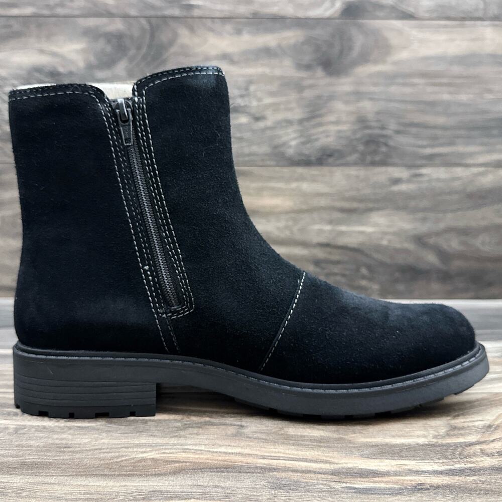 NIB Clarks Opal Sky 9M Black Suede Comfort Ankle Boots Bootie - Picture 4 of 11
